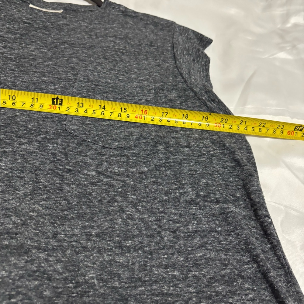 Universal Thread Charcoal Muscle Tee - Picture 5 of 7